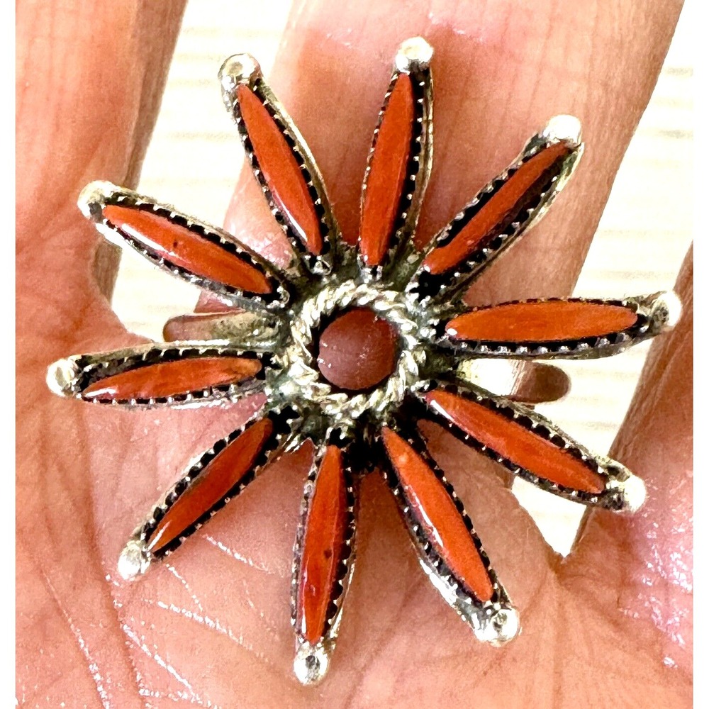 Zuni Ring Red Coral Sunburst Flower Sz 7 Sterling Kaamasee Needlepoint MCM‎